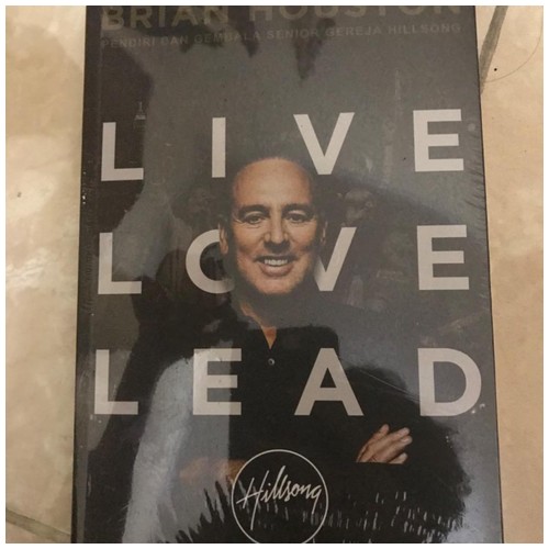 Buku Live Love Lead by Brian Houston