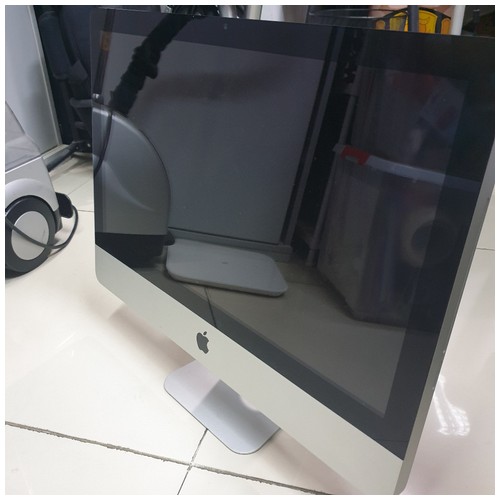 Apple iMac 21.5-inch Core i3 3.06 (Mid-2010)