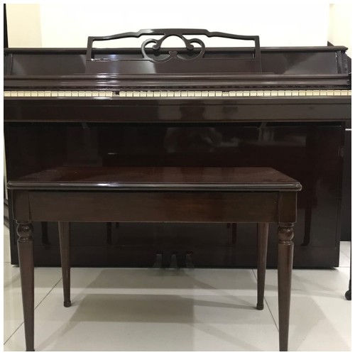 Upright Piano WurLitzer Kelly E3822 Vintage